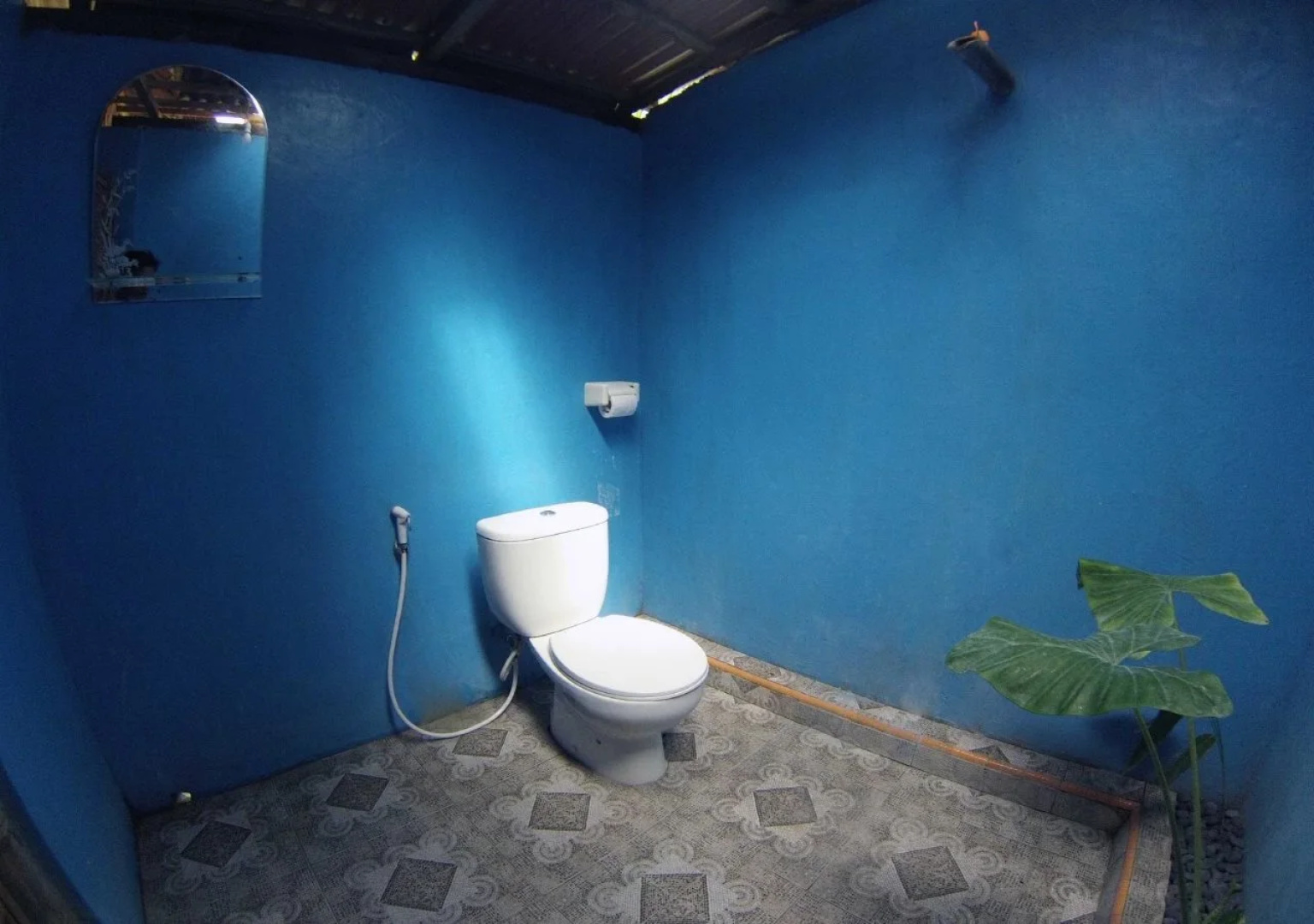 Krui Mutun Walur Surf Camp Sumatra