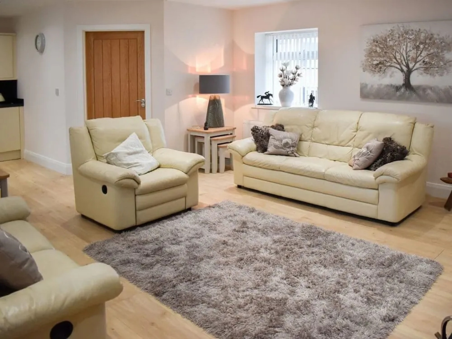 Rose Cottage Captivating 1-bed Cottage in Bangor