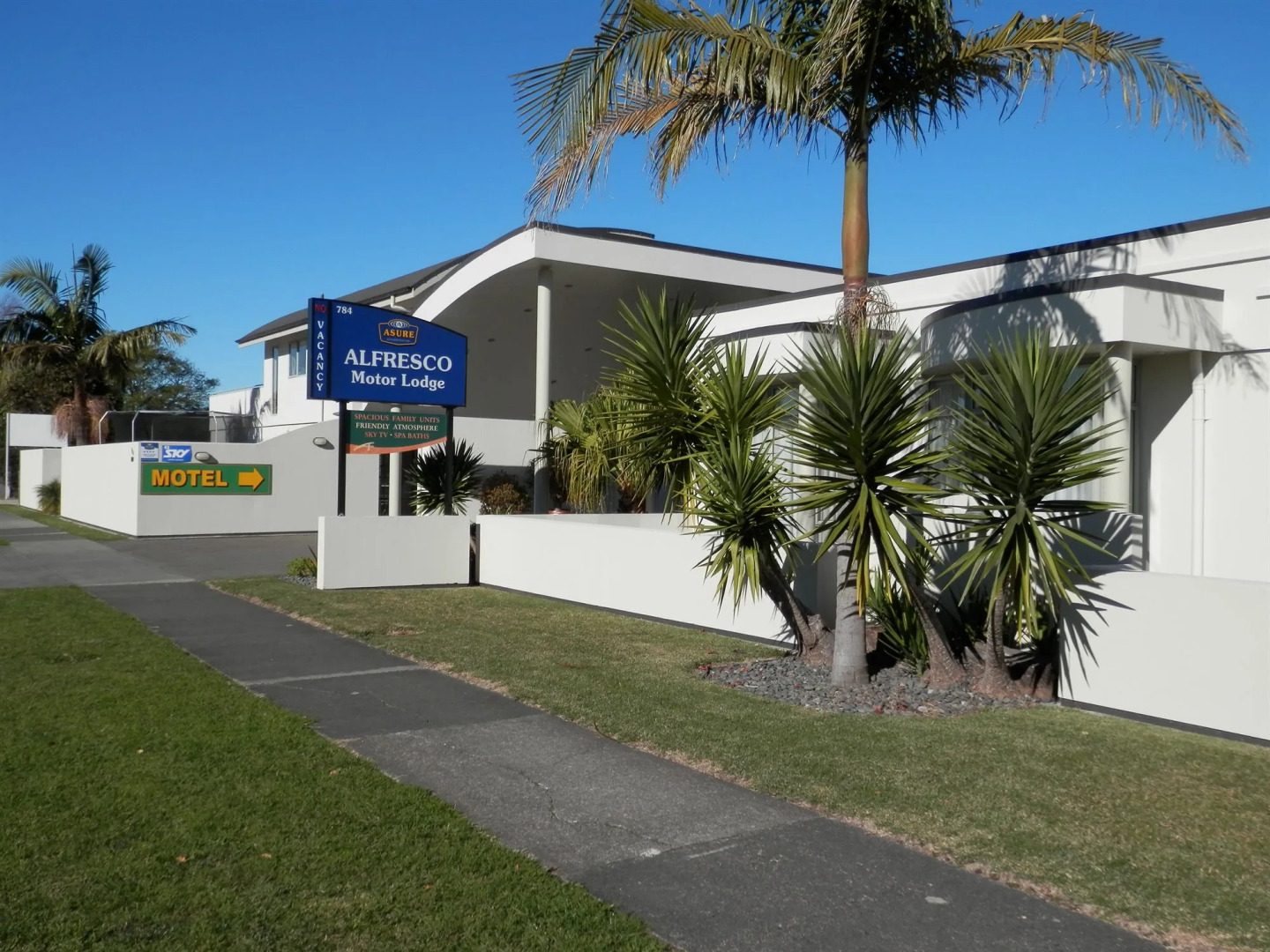 Alfresco Motor Lodge