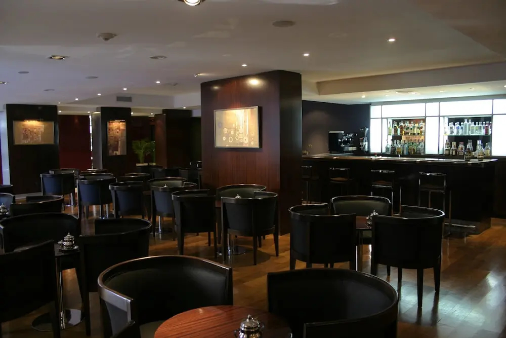Ros Tower Hotel