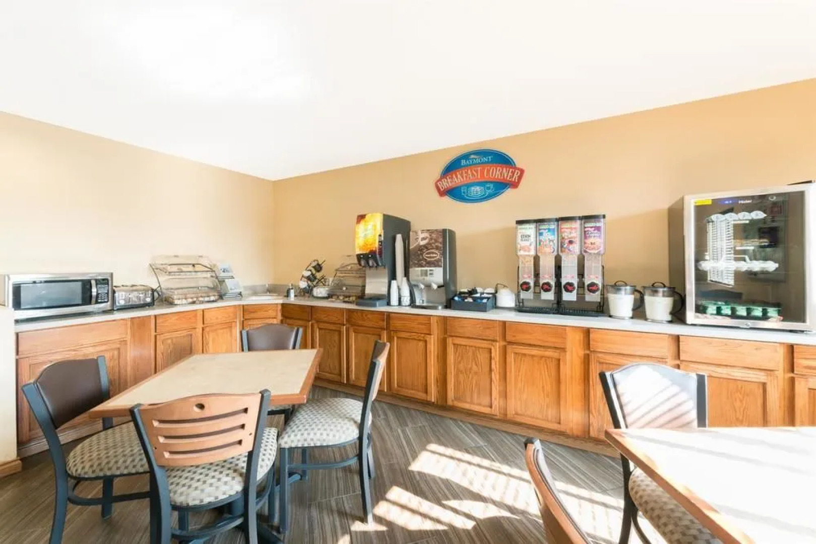 Baymont Inn & Suites Louisville South I 65