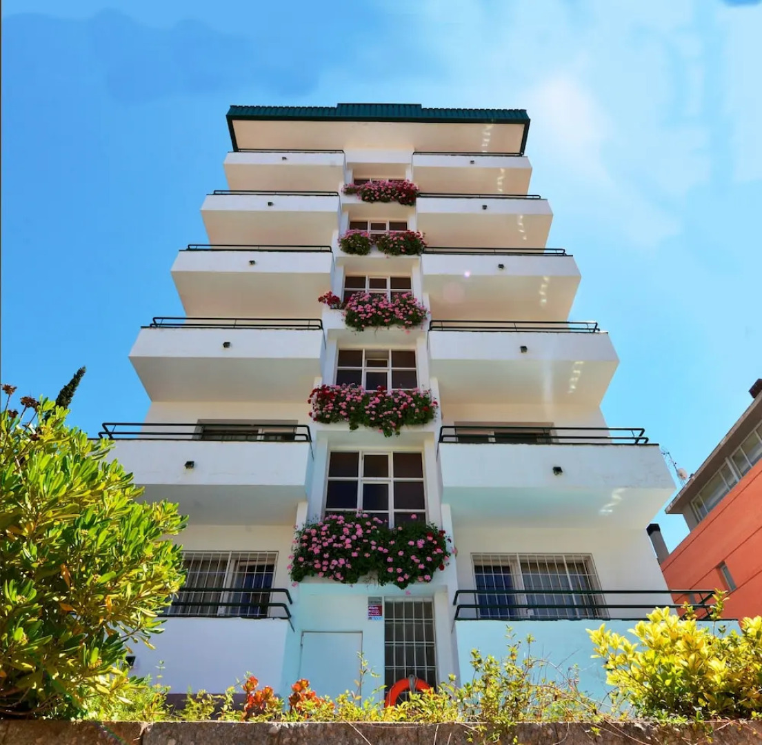 Villa With 5 Bedrooms in Jerte, With Wonderful Mountain View, Private Pool, Enclosed Garden