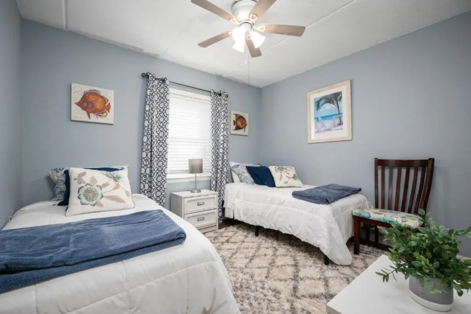 Beachcomber 304, 2BRs, Pool, Beach, Near Mayo Clinic, Sleeps 4