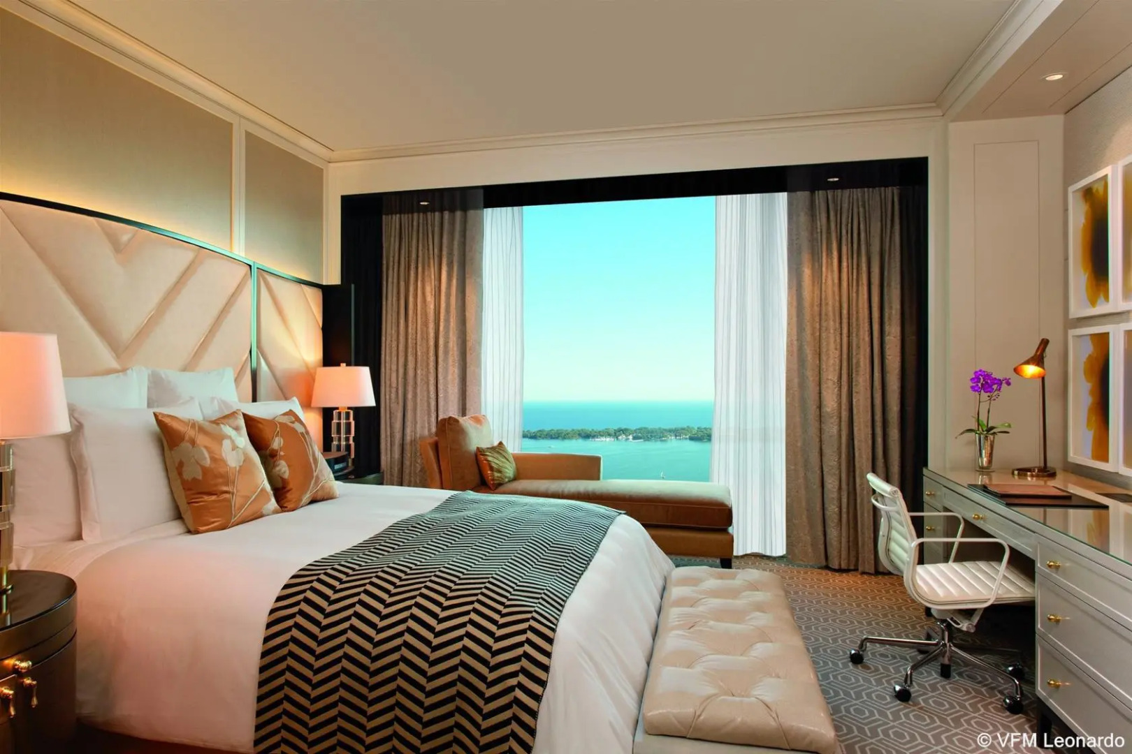 The Ritz-Carlton, Toronto