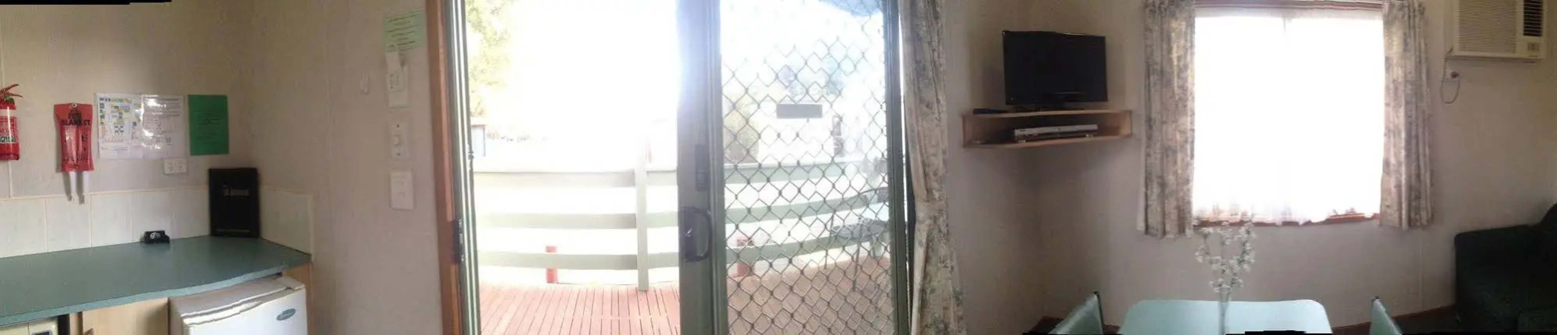 Golden Country Motel & Caravan Park