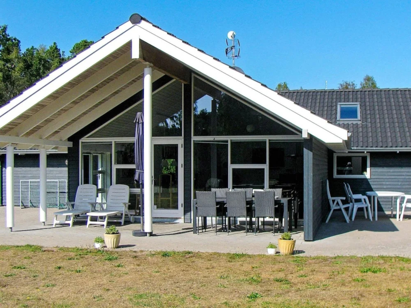 10 Person Holiday Home in Rodby