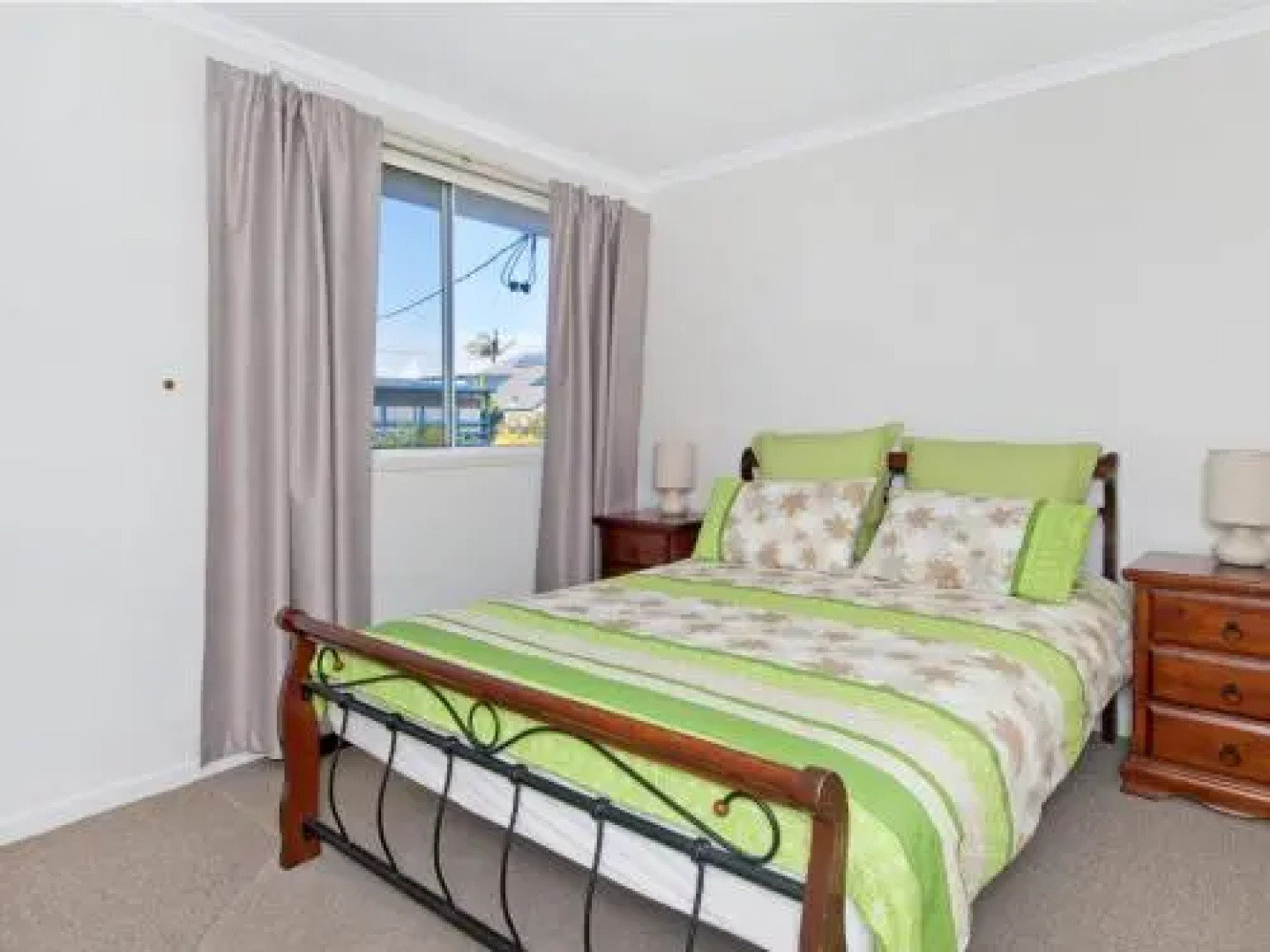 TOPVIEWS - 15Second Av BH