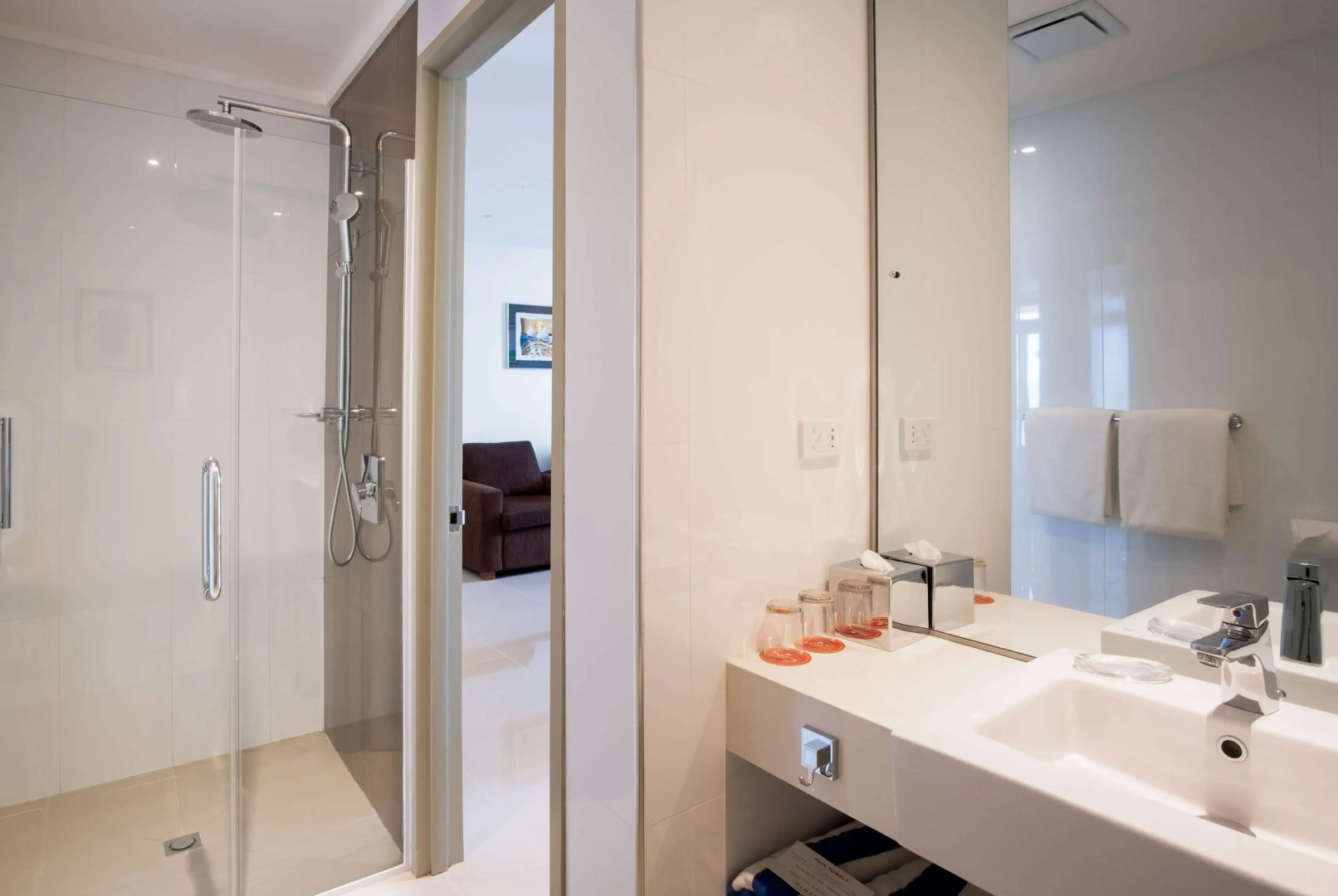 Отель Ramada Suites by Wyndham Wailoaloa Beach Fiji