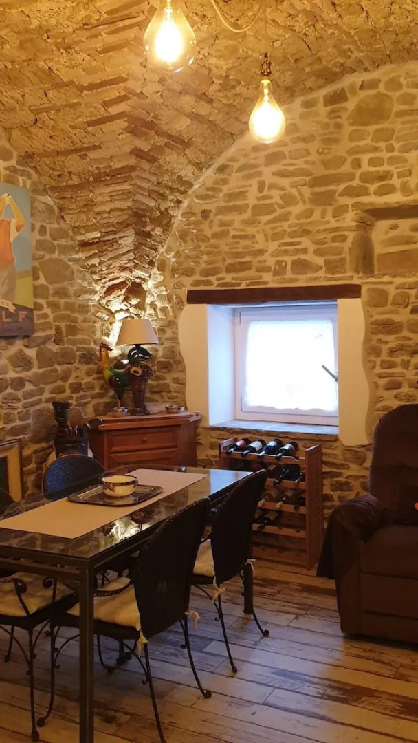 Studio in Popolano, with Wonderful Mountain View, Enclosed Garden And Wifi