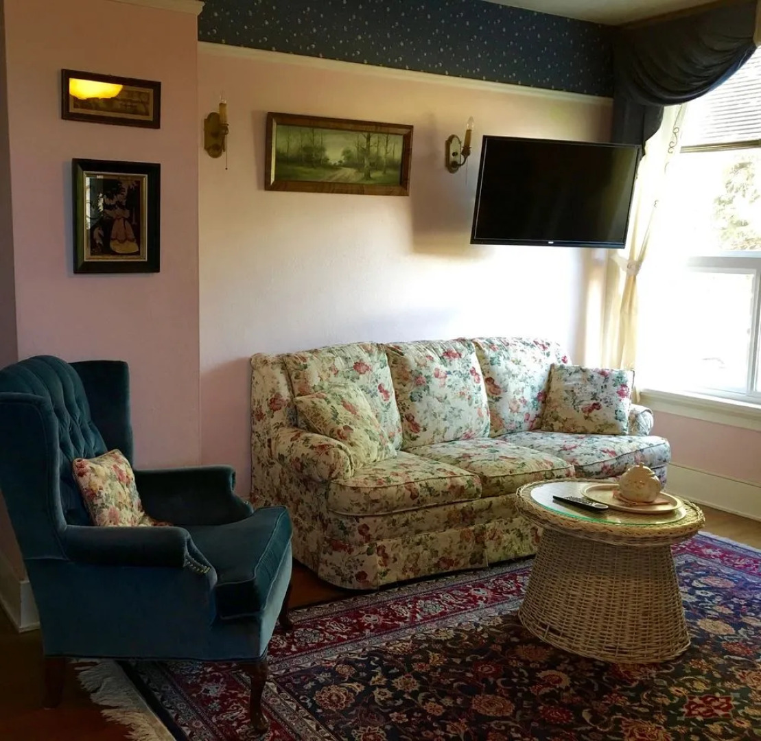 Mount Shasta Ranch Bed & Breakfast