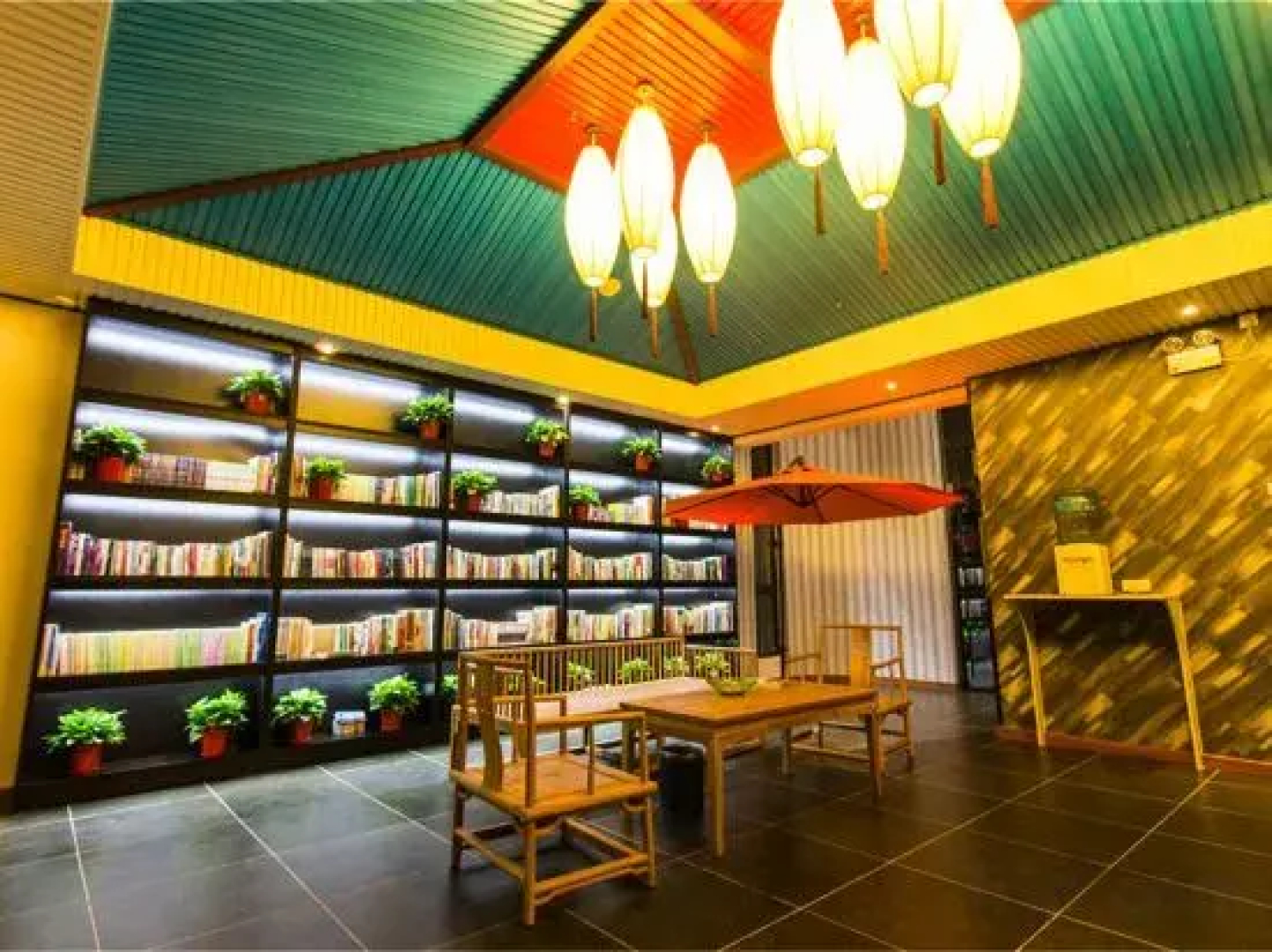 Yixian Sunshine Travel Inn (Xinxiang Hongmen University Town Branch)