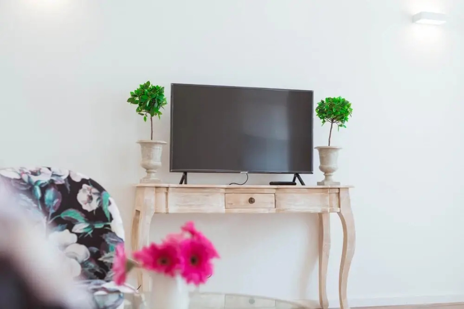 Deluxe Apartment in the Historic Centre With Private Parking