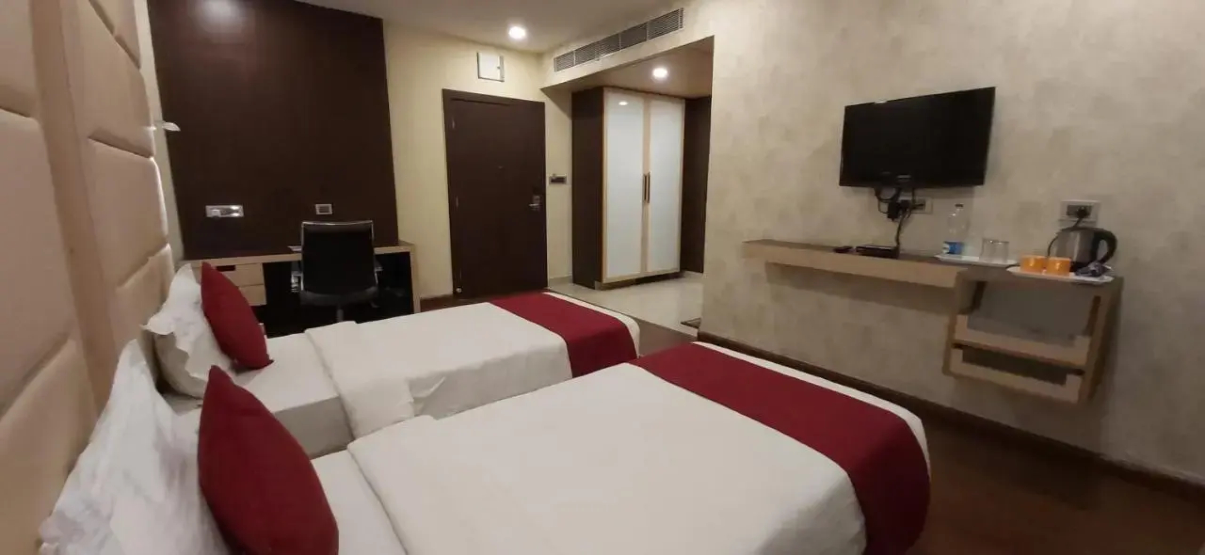 The Boulevard Hotel