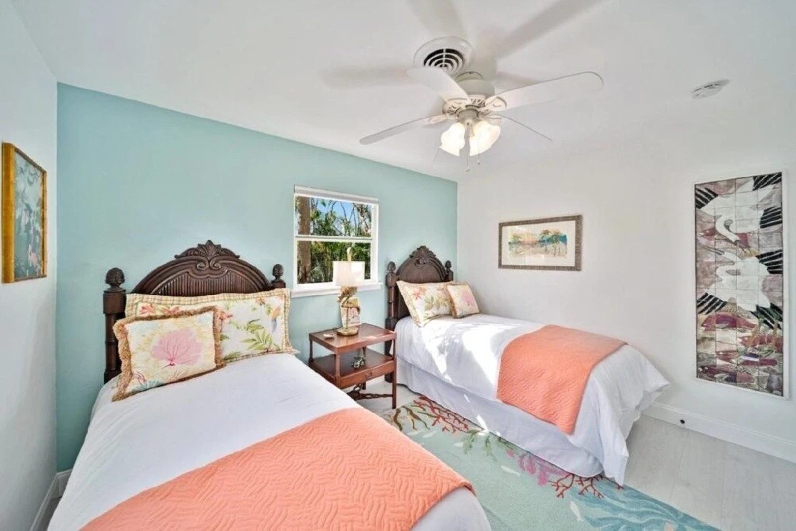 Mau Maus Cottage 3 Bedroom Home by RedAwning