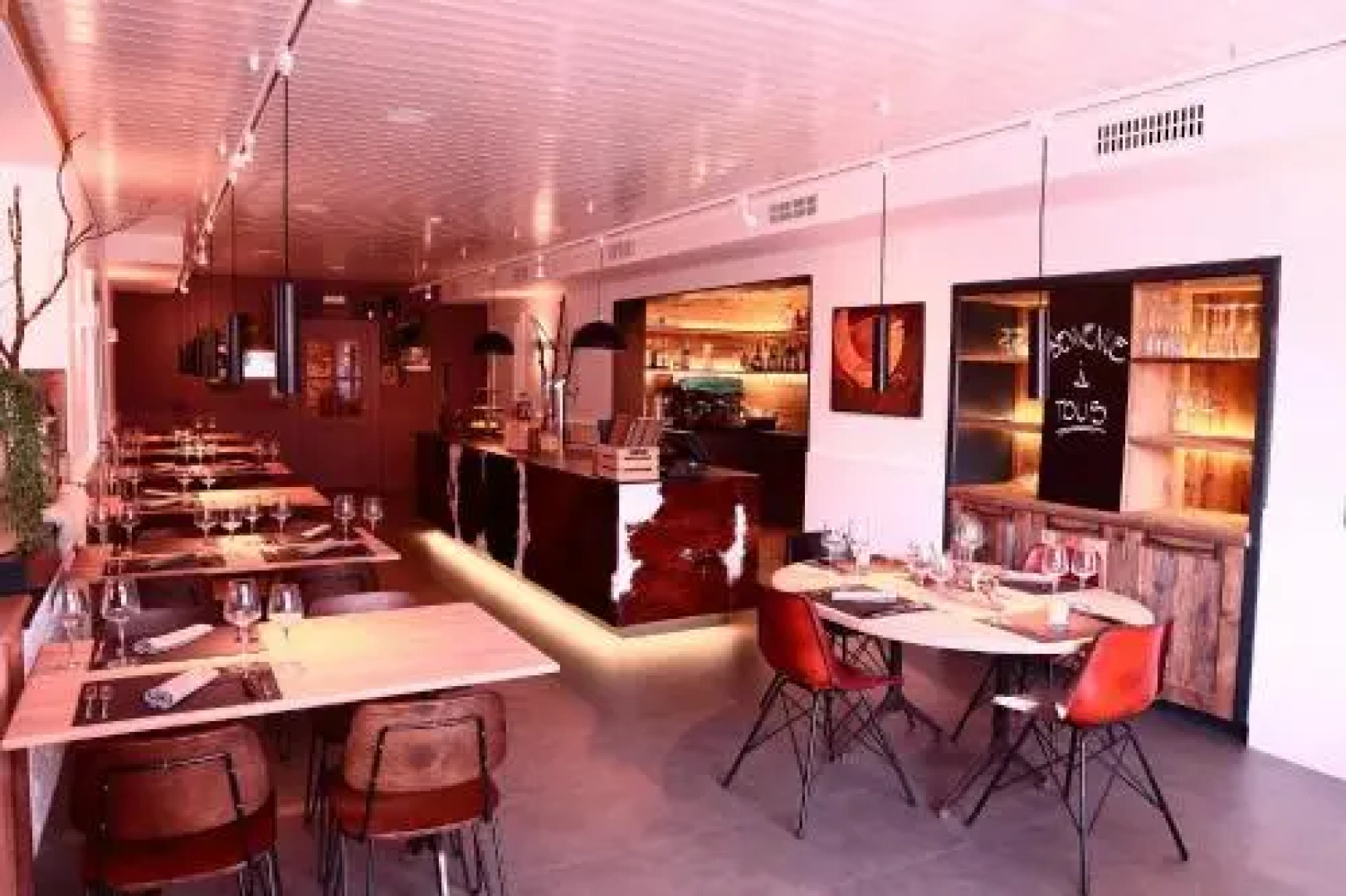 Hotel-Rotisserie La Tour Rouge