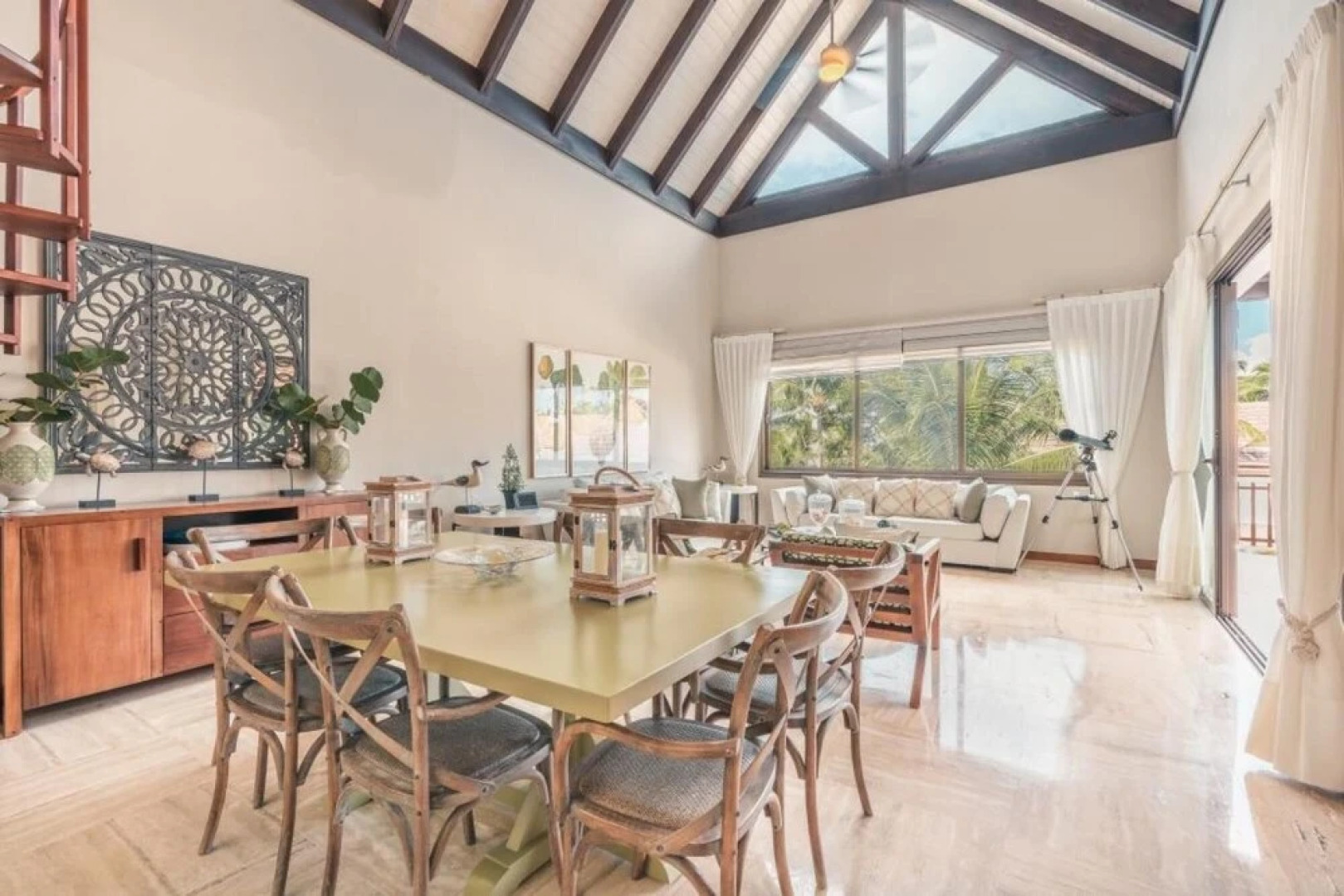 Outstanding El Portillo 2BR Apt