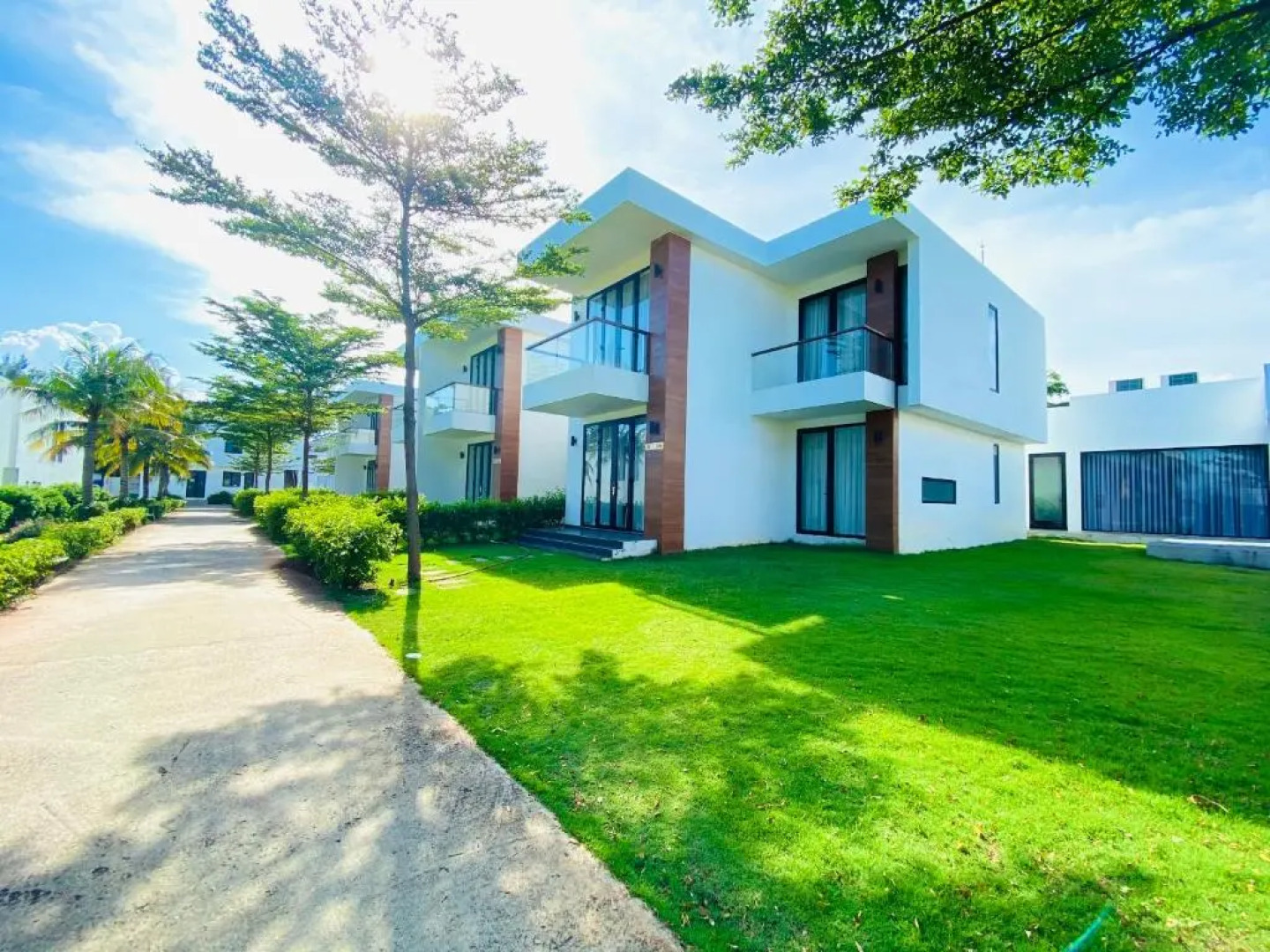 Saint Simeon Resort Villa Owner