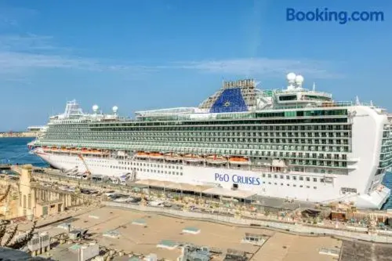 Floriana Suite-hosted by Sweetstay