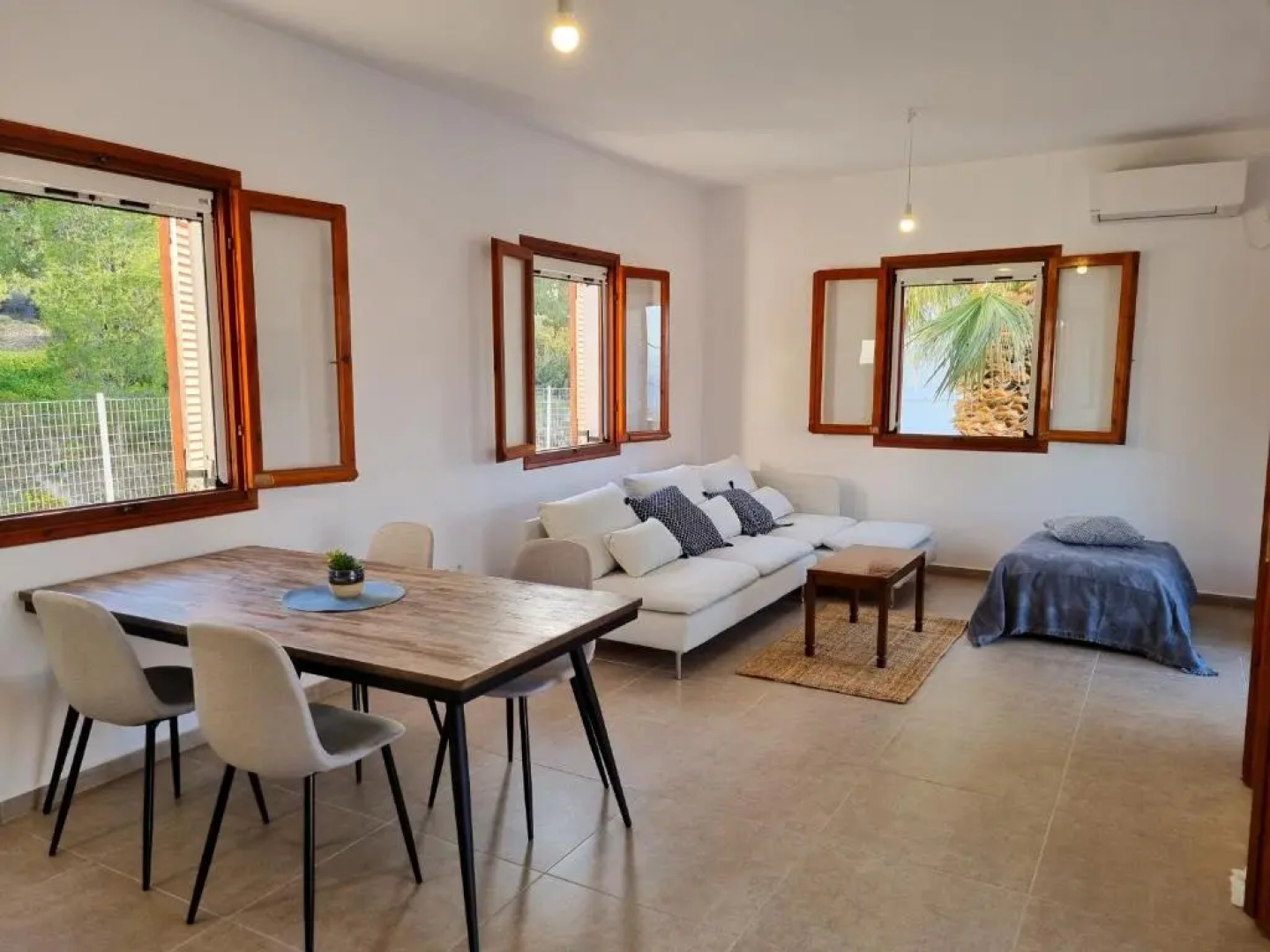 Yvi´s Greek House