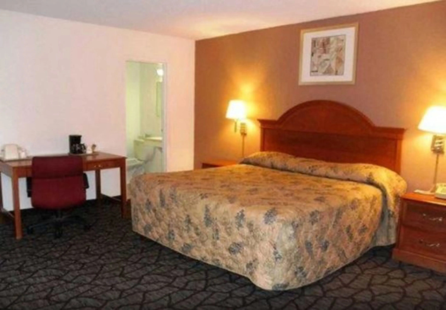 Super 8 by Wyndham Youngstown North