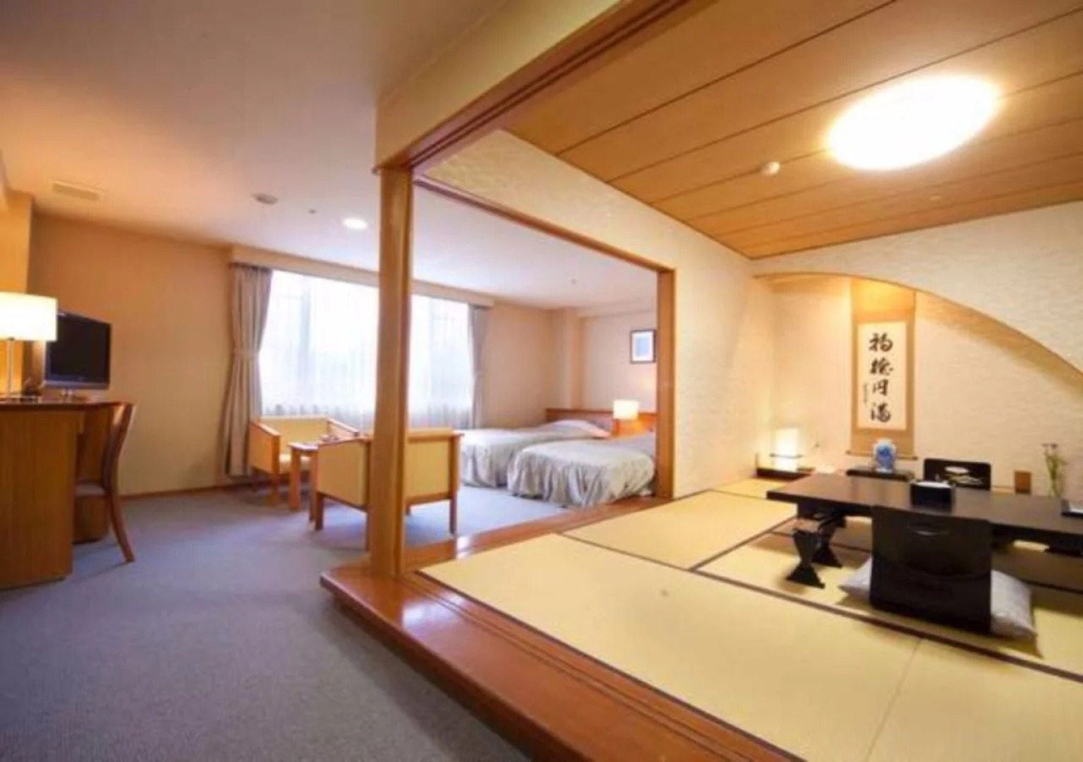 Yufuin Hotel Shuhokan