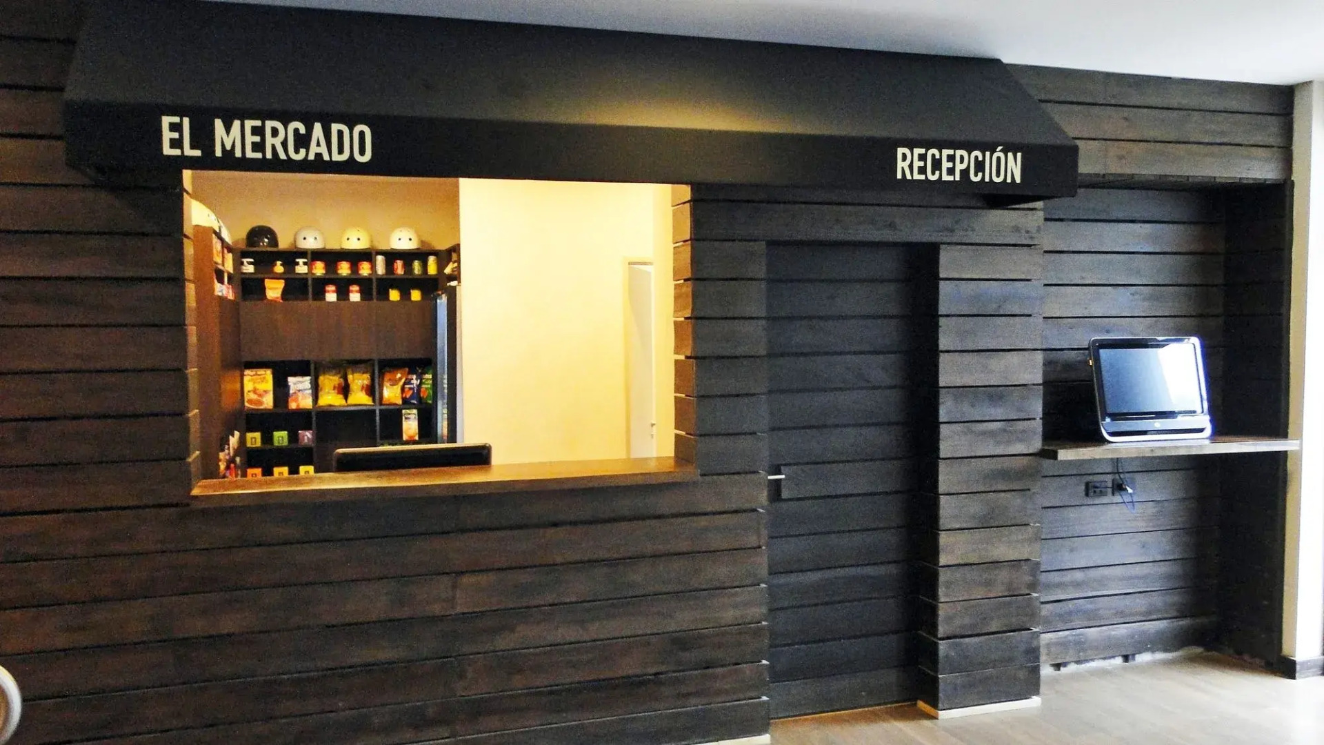 Casa Campus Pilar Suites