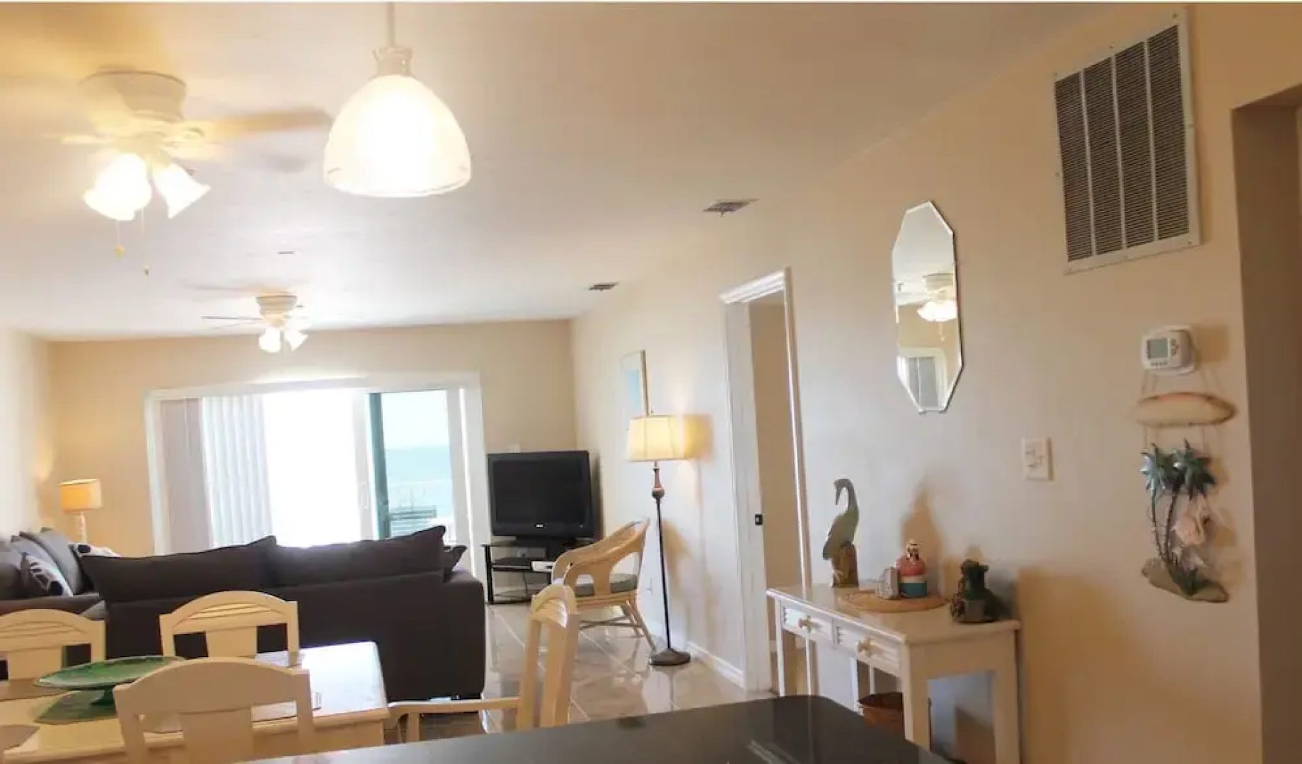 Sea Breeze 303 Apartment