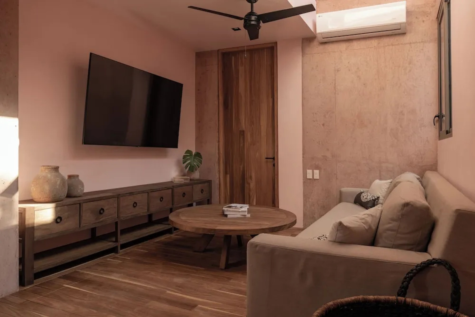 Rosa Morada Luxury and Private Beach