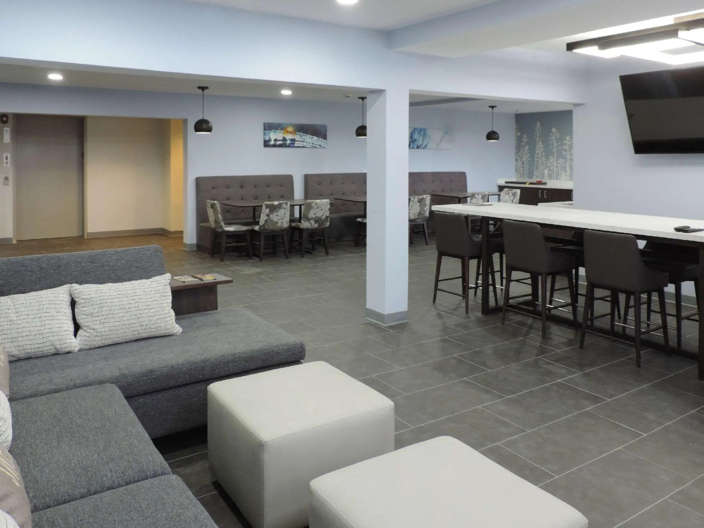 Spark by Hilton Clarion