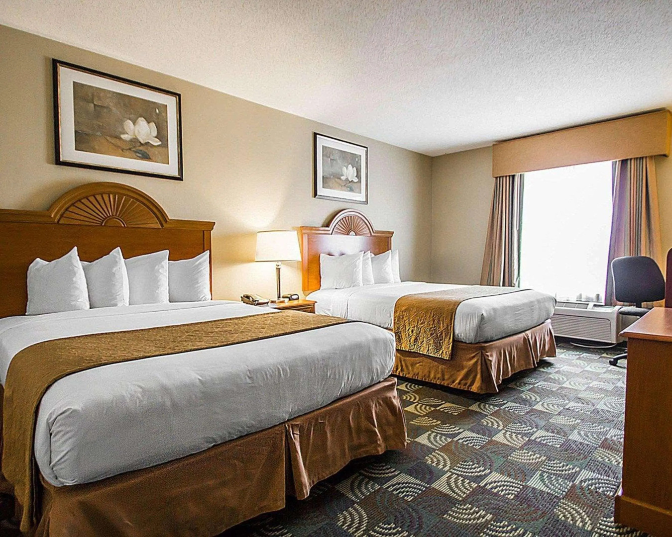 Quality Inn & Suites Fishkill South near I-84