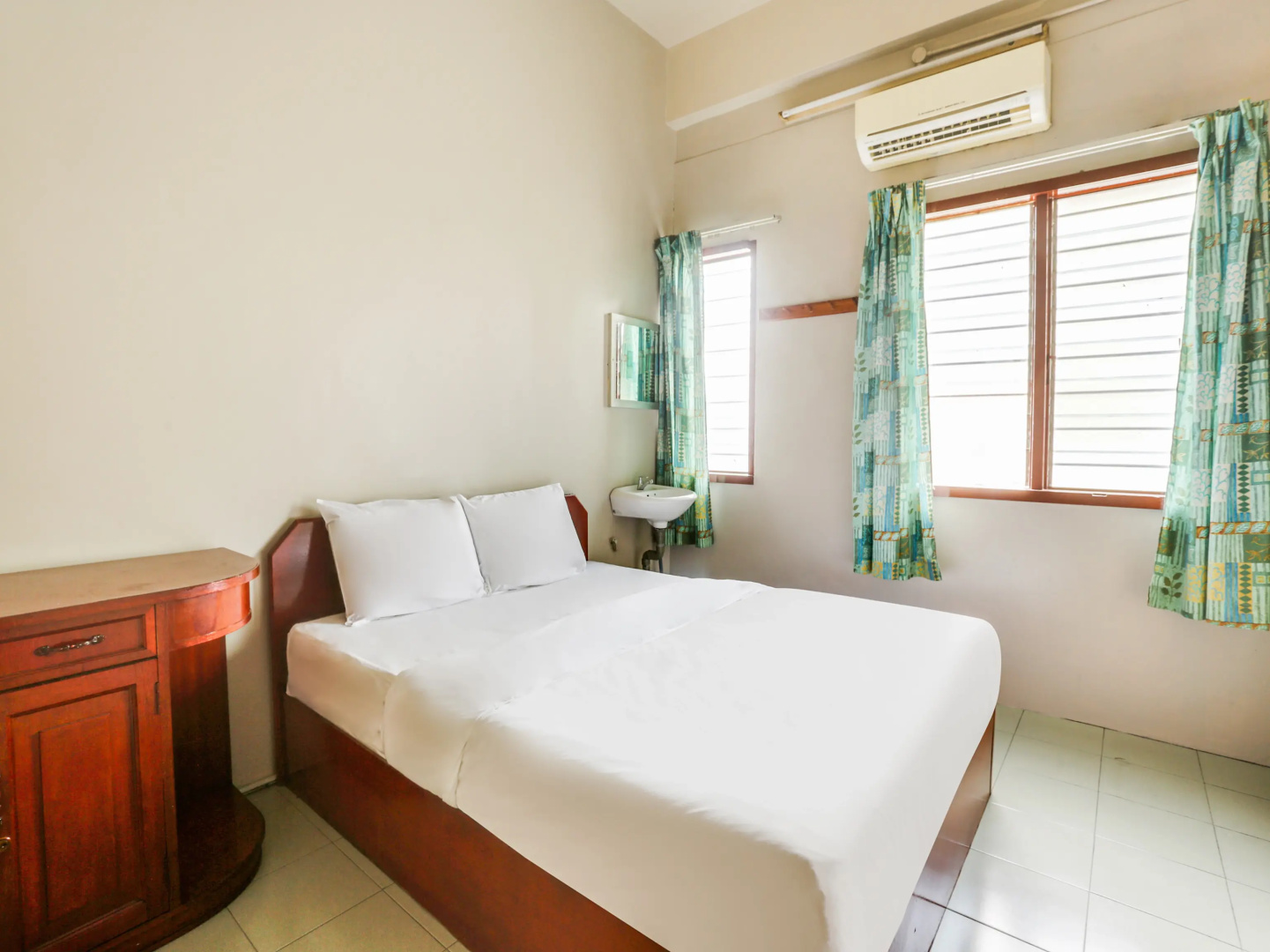 Hotel Dinar by OYO Rooms