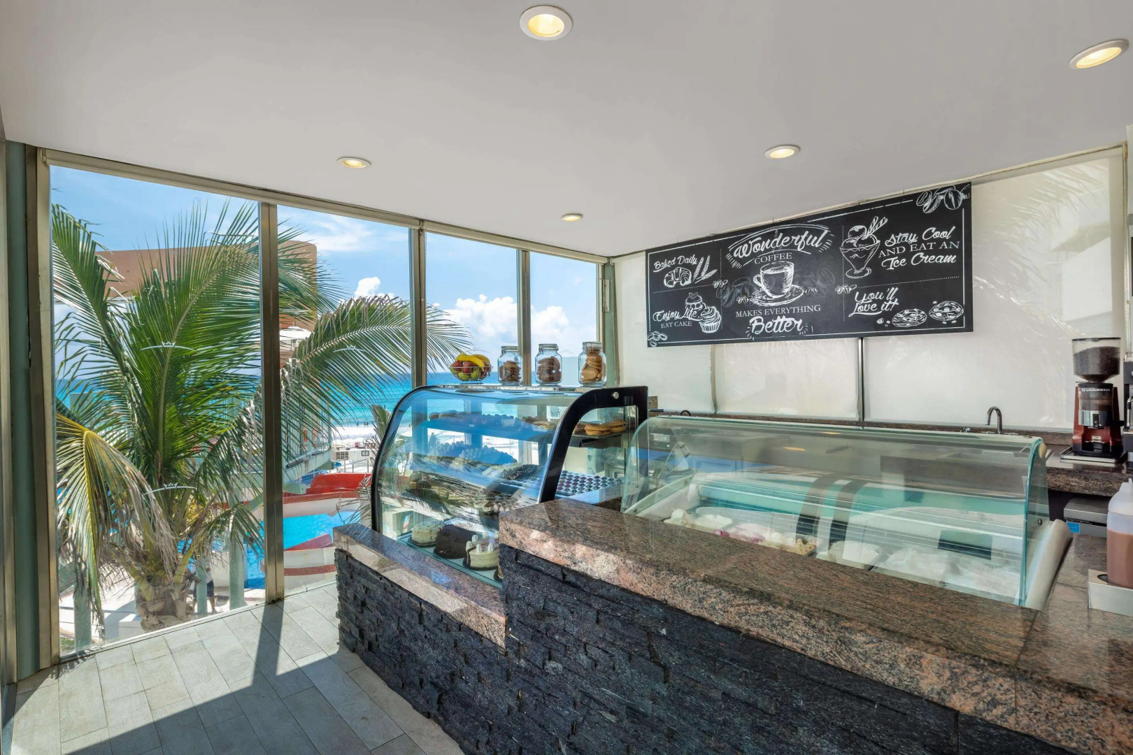 Beach Palace Family Resort & Spa - All-Inclusive