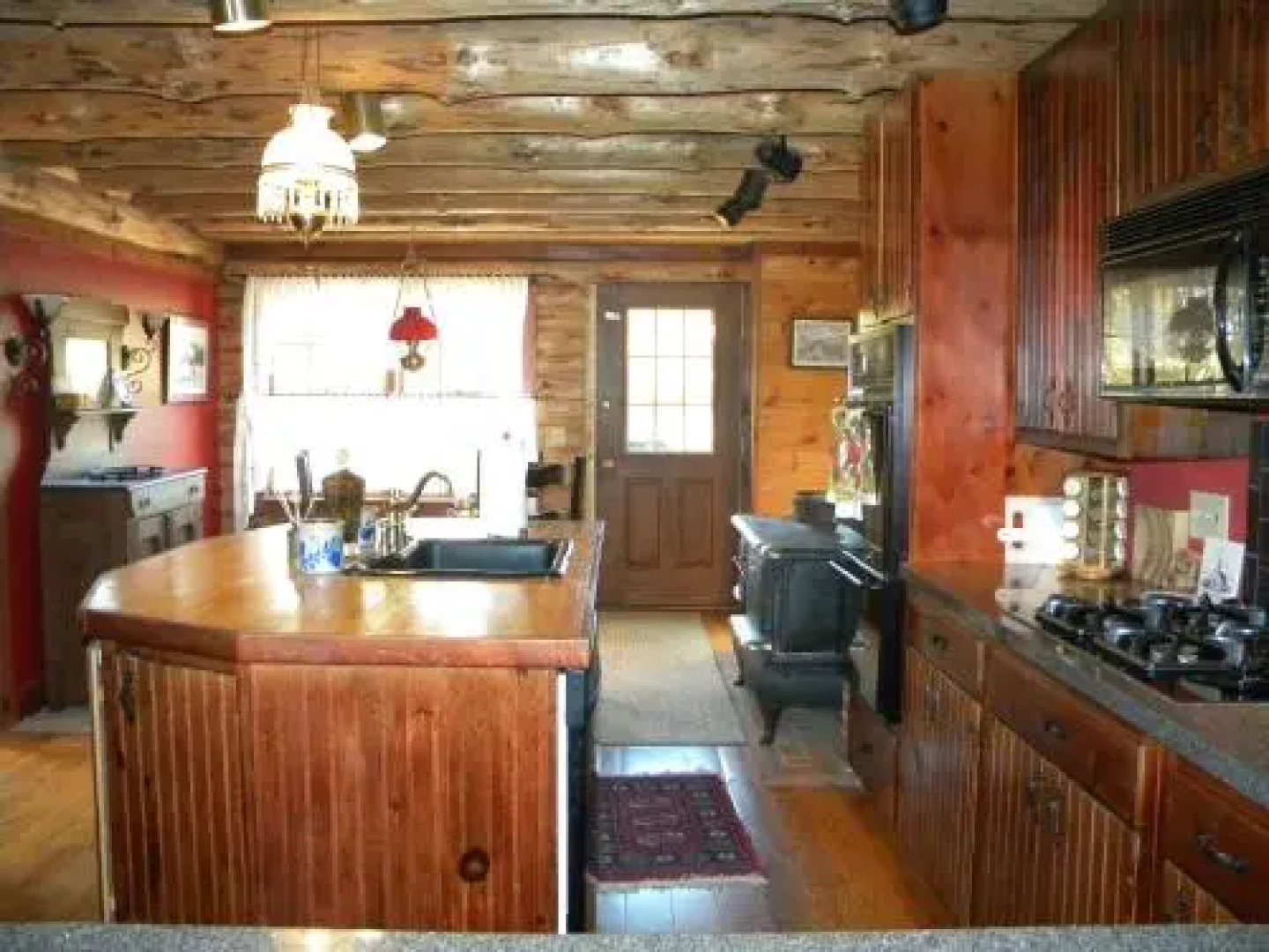 Rose And Goat Retreat - Mountain View Apartment