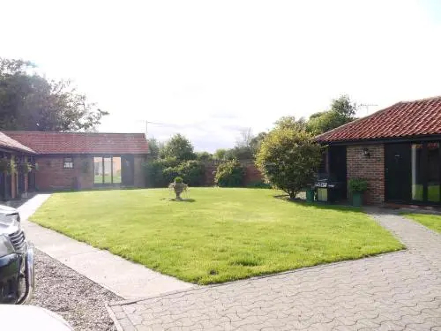 Barn Owl Lodge (Adults Only)