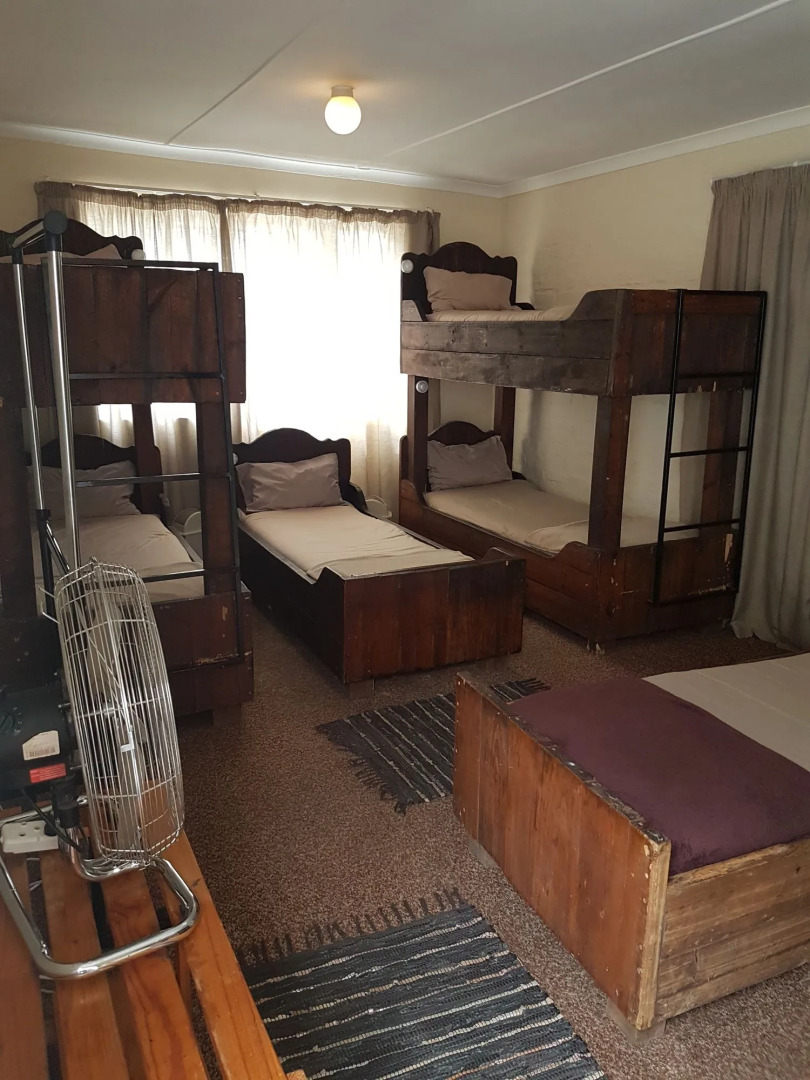 Oasis Shanti Backpackers