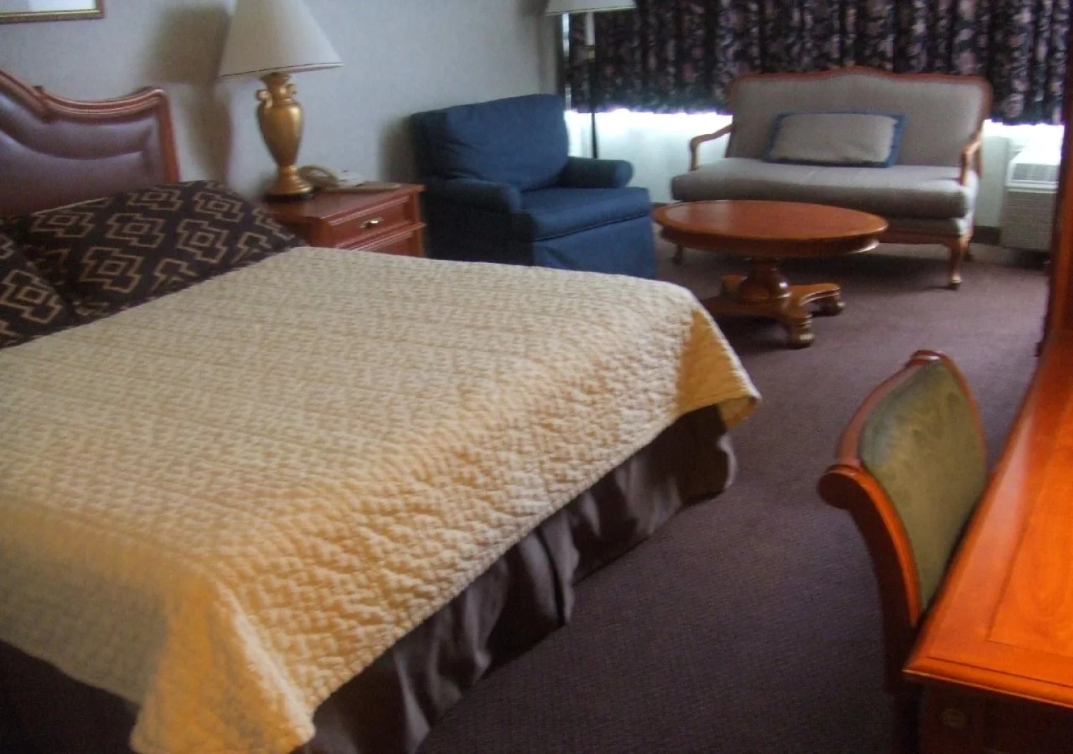 A Victory Inn & Suites - Muskegon