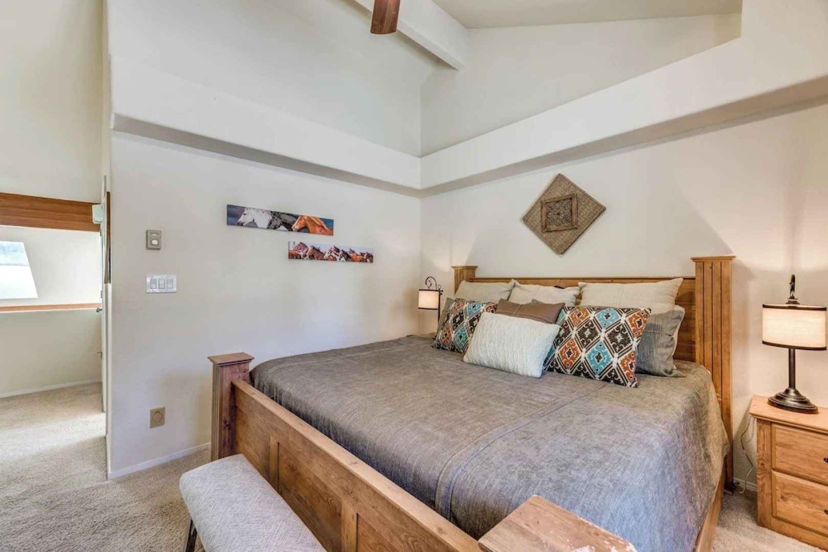 Bright Townhome - 1 Mile to Downtown Cloudcroft