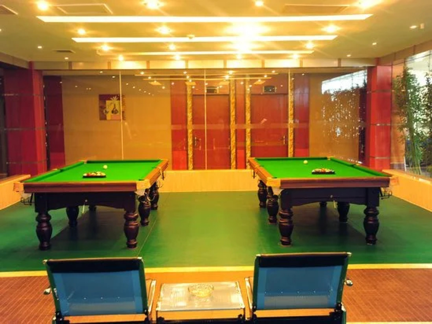 Yujing Garden Holiday Hotel