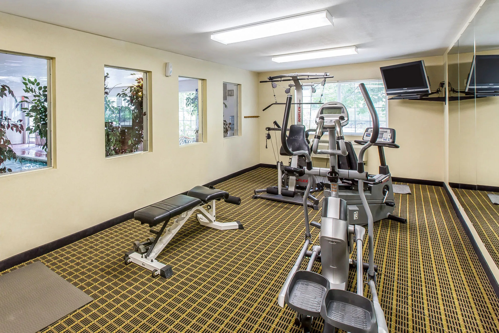 Quality Inn & Suites On the River