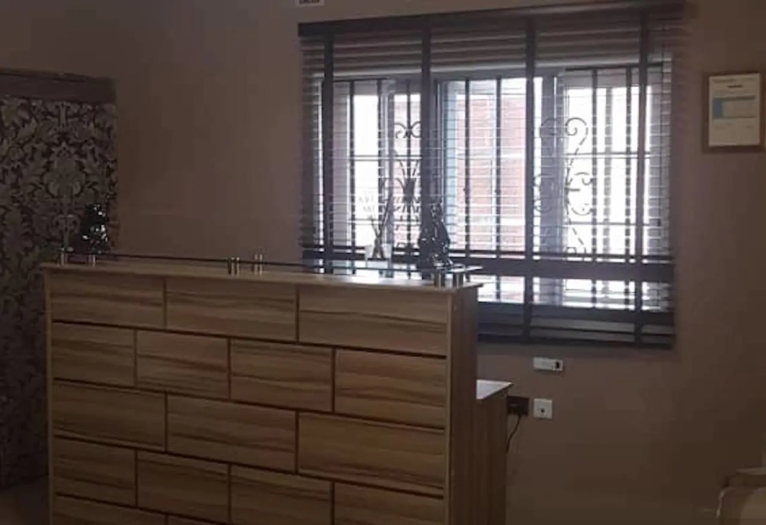 Momak 6 Hotel & Suites