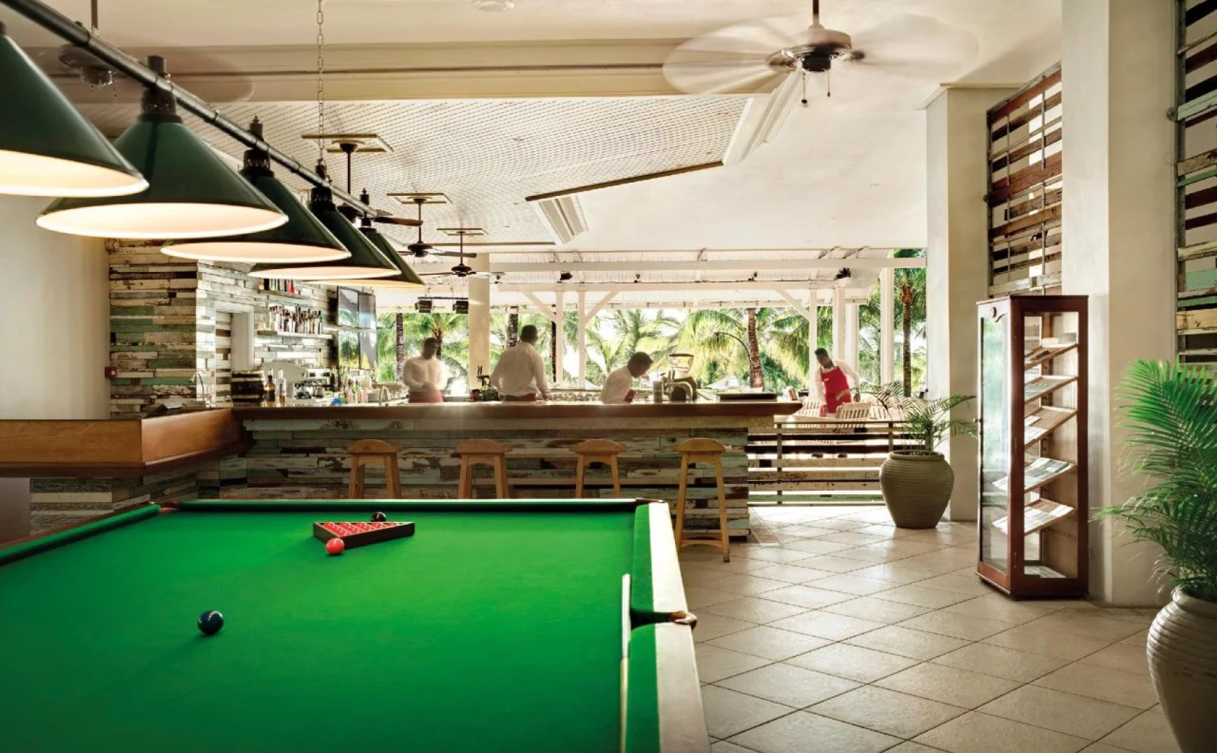 Victoria Beachcomber Resort & Spa