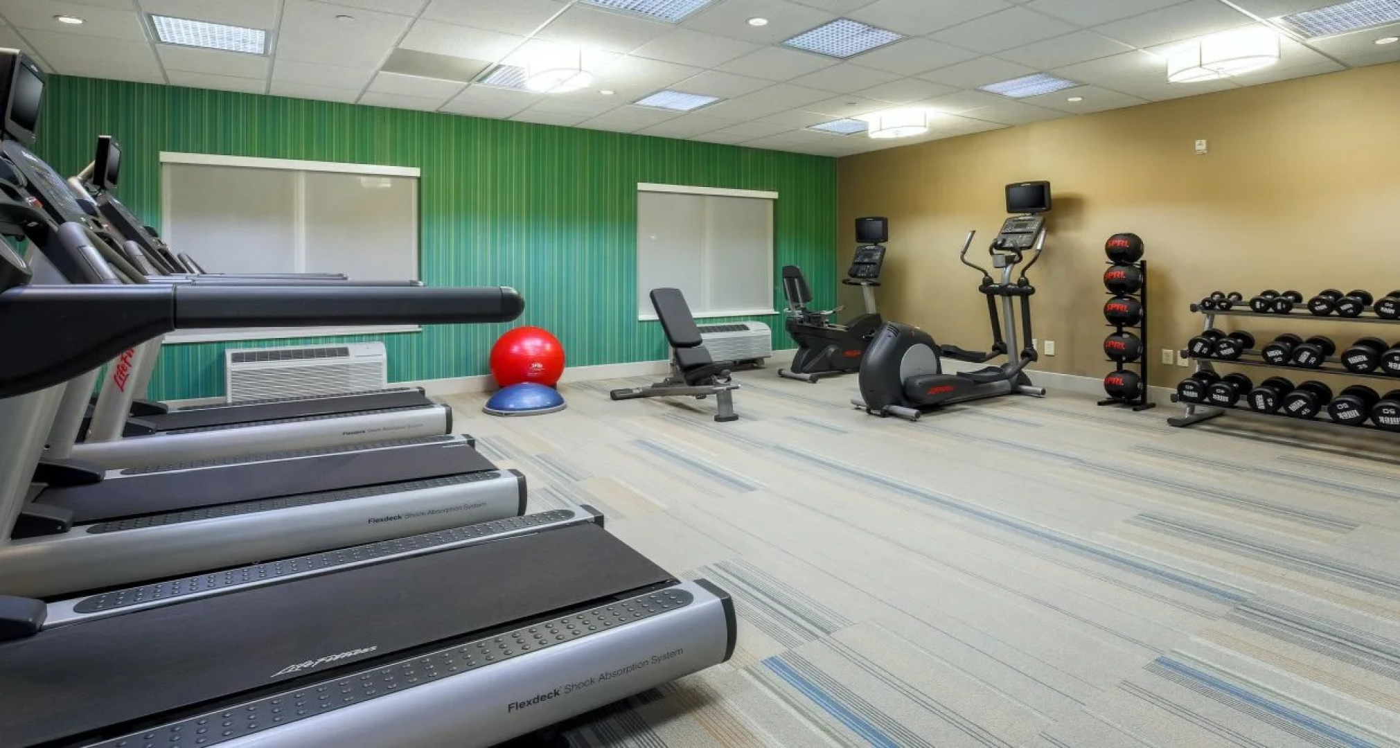 Holiday Inn Express Las Vegas - Stadium Area by IHG