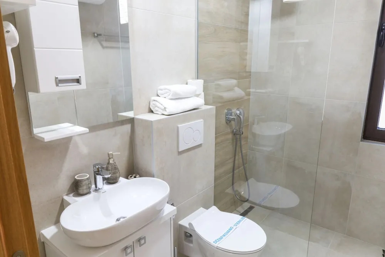 All Seasons Residence