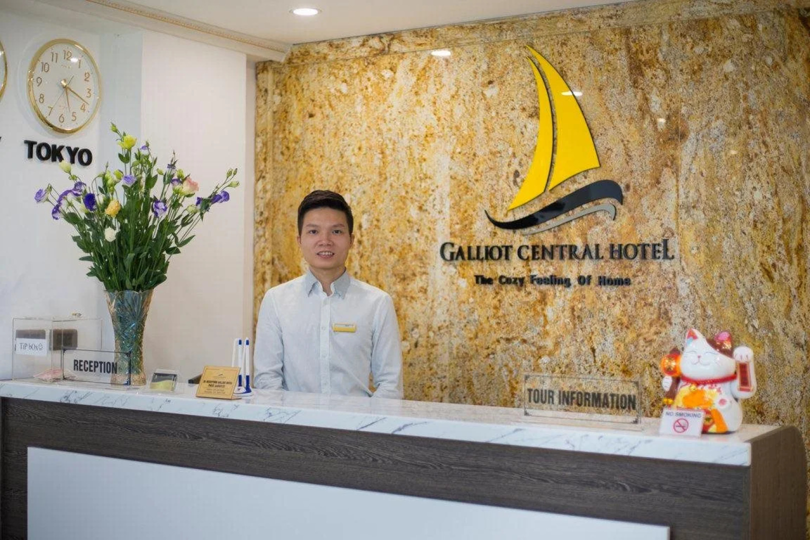 Galliot Central Hotel