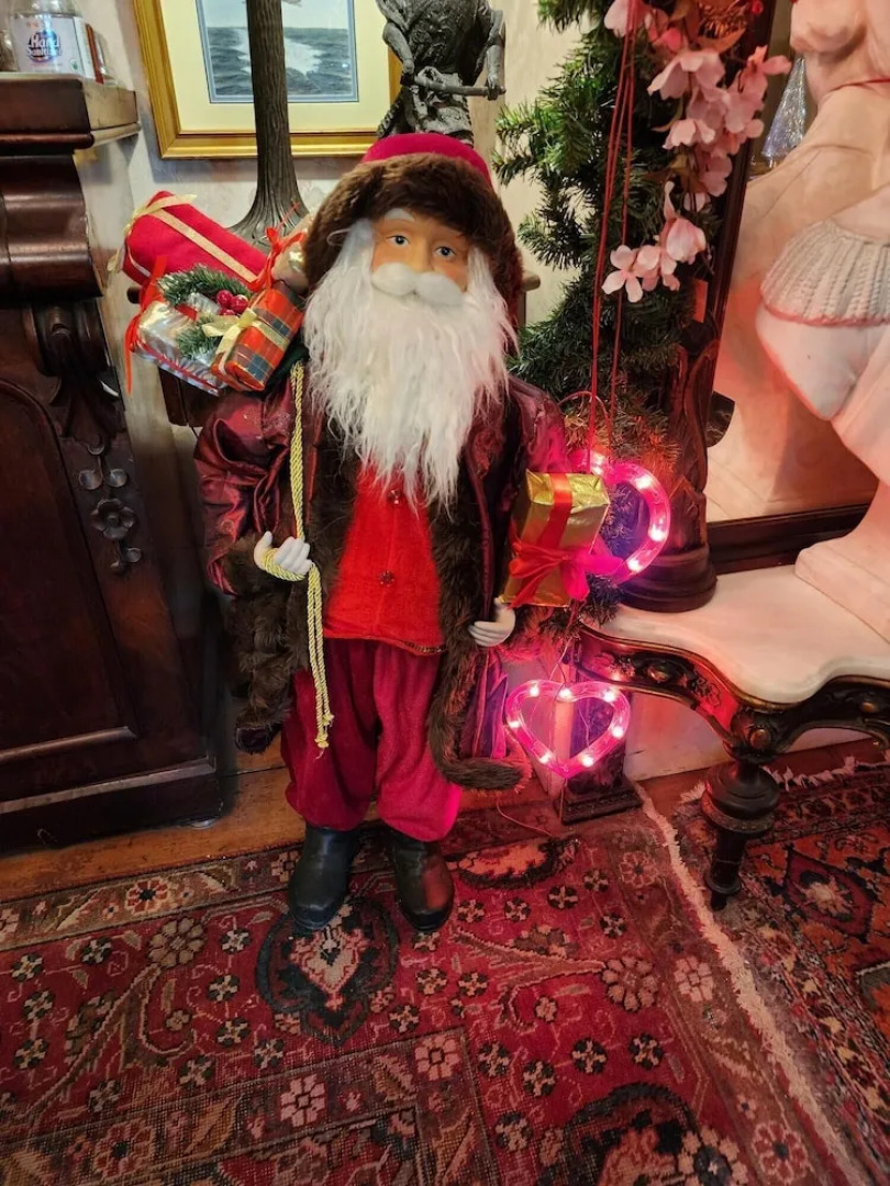 House of 1833 Bed & Breakfast & Gardens