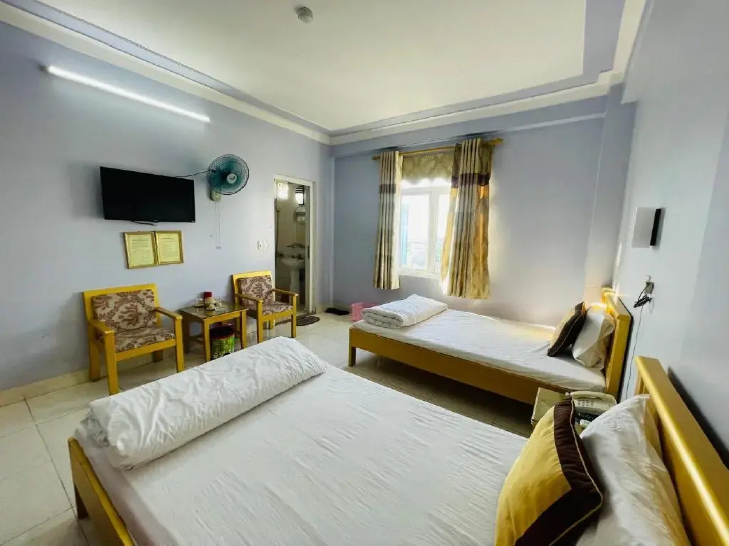 Khách San Ngoc Ly 3