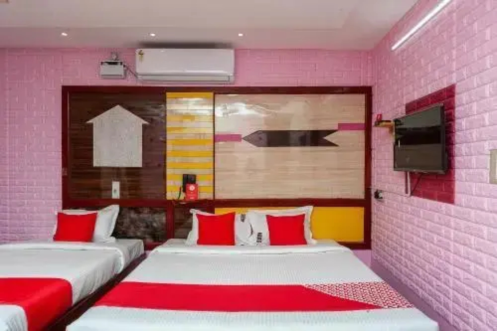 OYO 26735 Hotel Gnanam Residency
