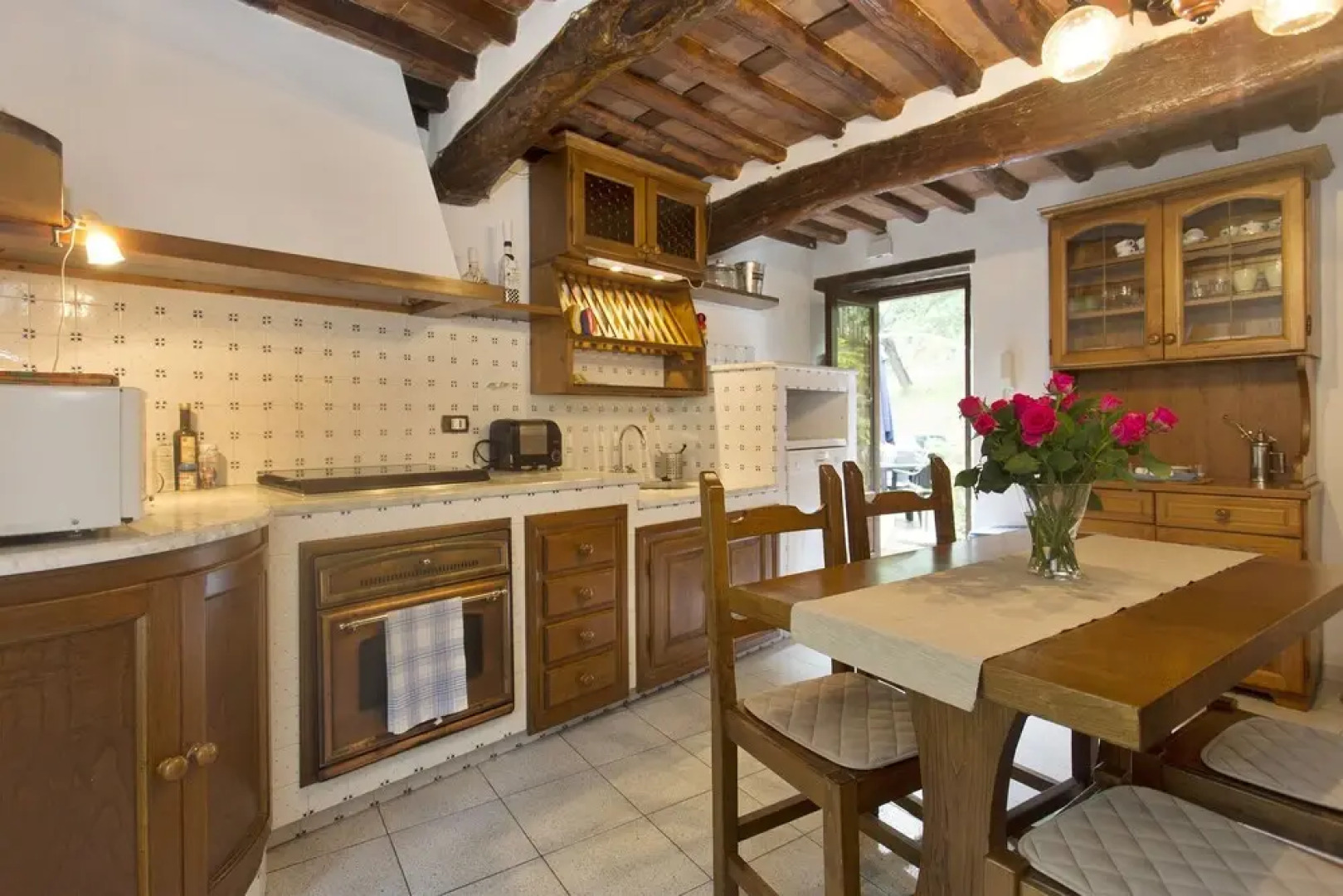 Stunning 2 bed Cottage in the Lucca Countryside