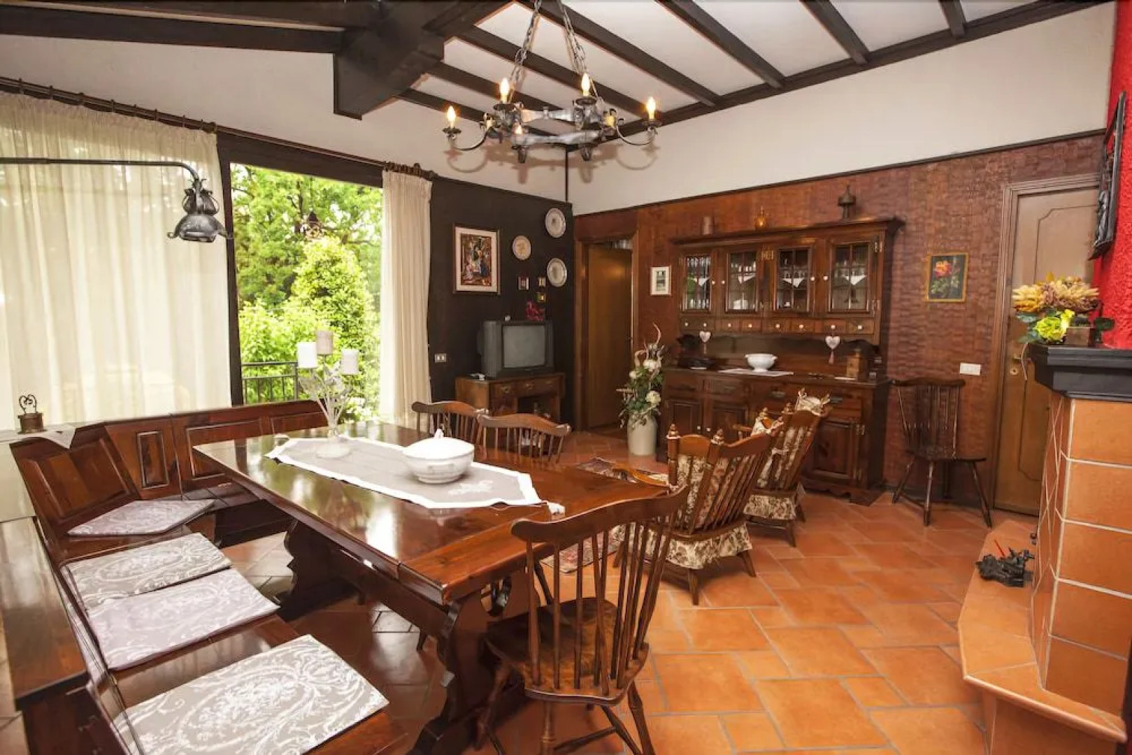 Cugi Bed and Breakfast