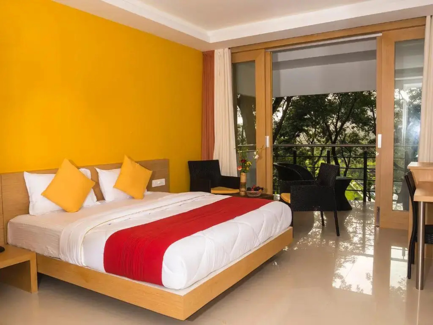 OYO Premium Hill Stays Kolagappara